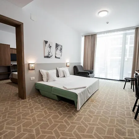 Clas Mamaia Nord Hotel