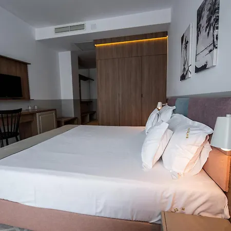 Clas Mamaia Nord Hotel 3*