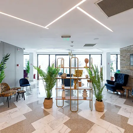 Clas Mamaia Nord Hotel