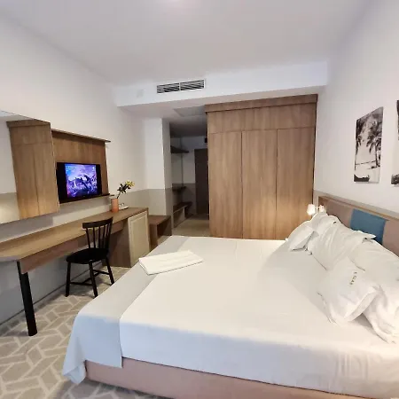 Clas Mamaia Nord ホテル ナボダリ