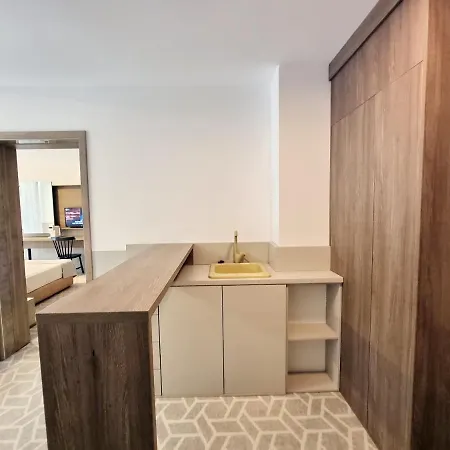 Clas Mamaia Nord 호텔 3*